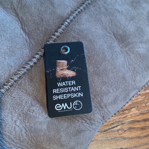 EMU Stinger Hi Women’s Genuine Sheepskin Boots Mushroom Gray Size 9 - Picture 8 of 13